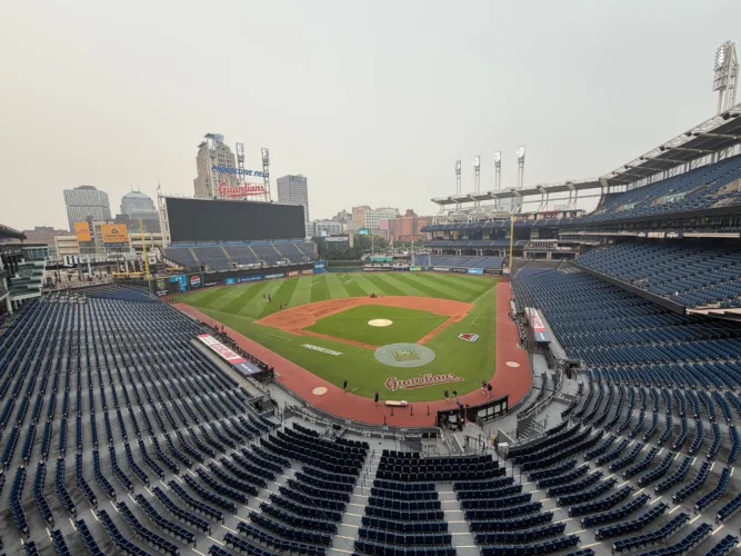 Poor Air Quality Caused By Wildfires Prompts Pirates-Guardians To Attempt Saturday Doubleheader